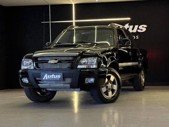 CHEVROLET S10 2.4 MPFI EXECUTIVE 4X2 CD 8V FLEX 4P MANUAL CHEVROLET S10 2.4 MPFI EXECUTIVE 4X2 CD 8V FLEX 4P MANUAL